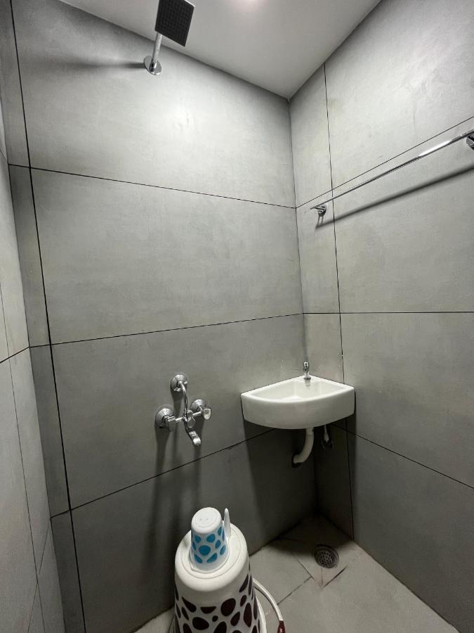 The Tendoinn Pollāchi Εξωτερικό φωτογραφία